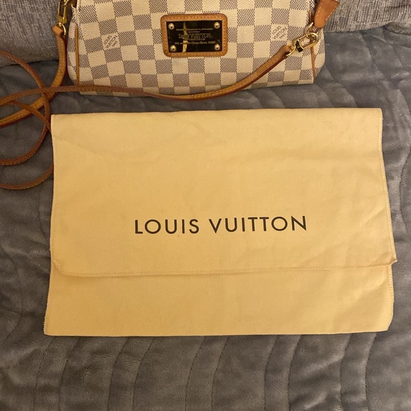 Authentic Louis Vuitton Eva Crossbody Bag - Picture 6 of 6